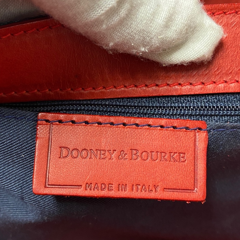 NWOT Dooney & Bourke ALTO RED Leather Messenger 15” x 10” x 4” Made in Italy🇮🇹 - Picture 6 of 16